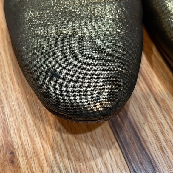 Gold metallic loafer super soft - Picture 3 of 12